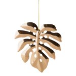 Decorative leaf hanger