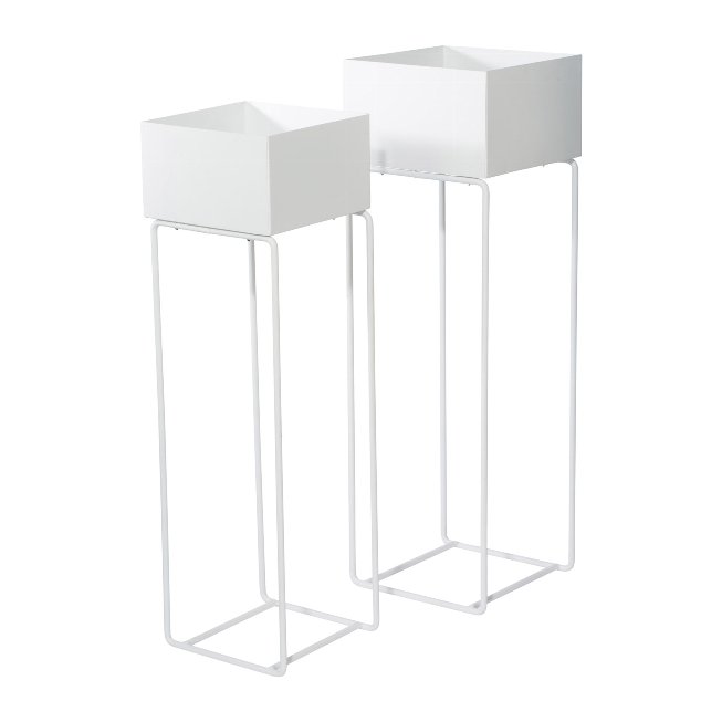 planters on rack